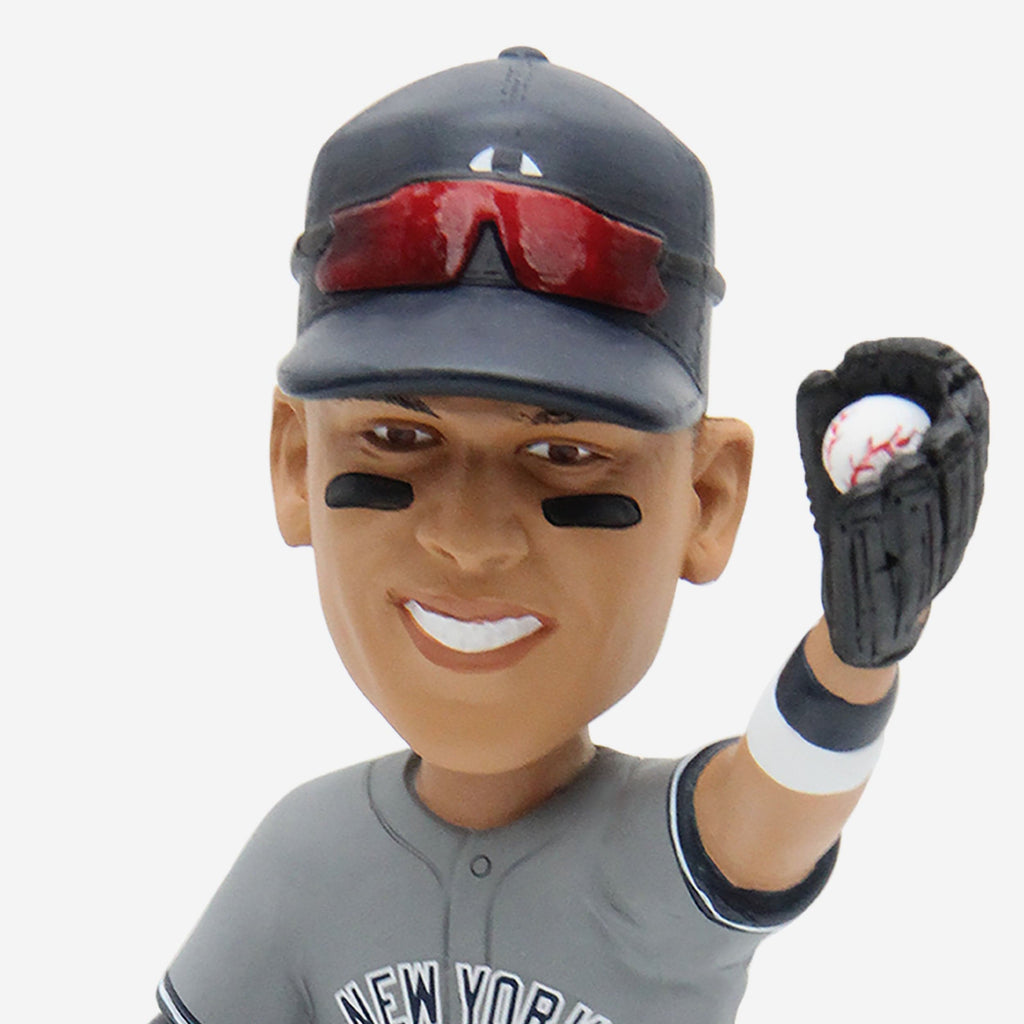 Aaron Judge New York Yankees Wall Busting Catch Bobblehead FOCO