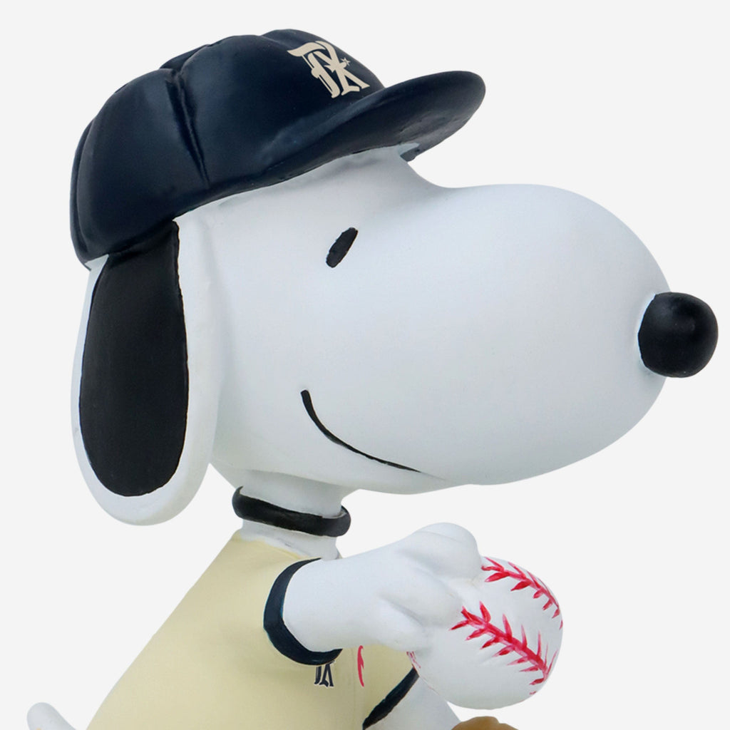 Texas Rangers Snoopy Peanuts City Connect Bobblehead FOCO Texas Rangers Snoopy Peanuts City Connect Bobblehead FOCO