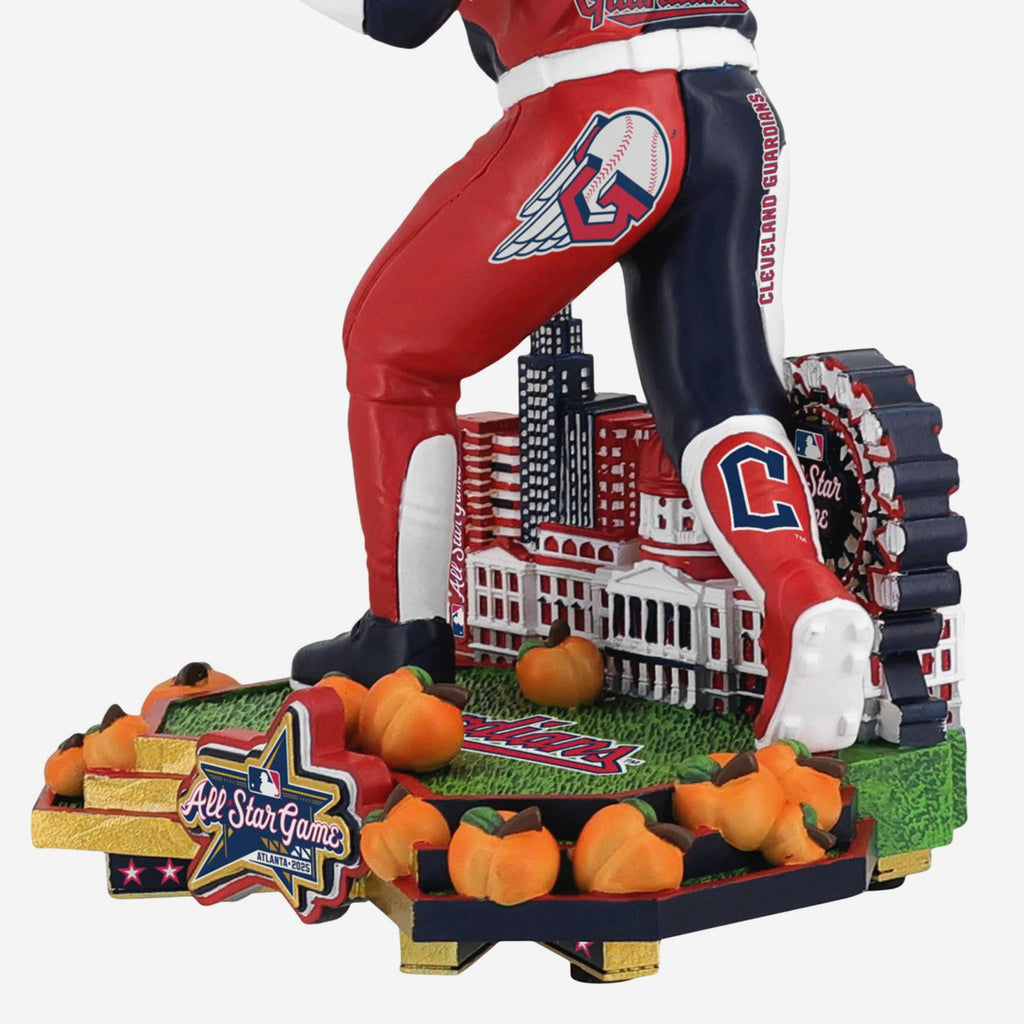 FOCO Cleveland Guardians Bobbles on Parade Bobblehead 4
