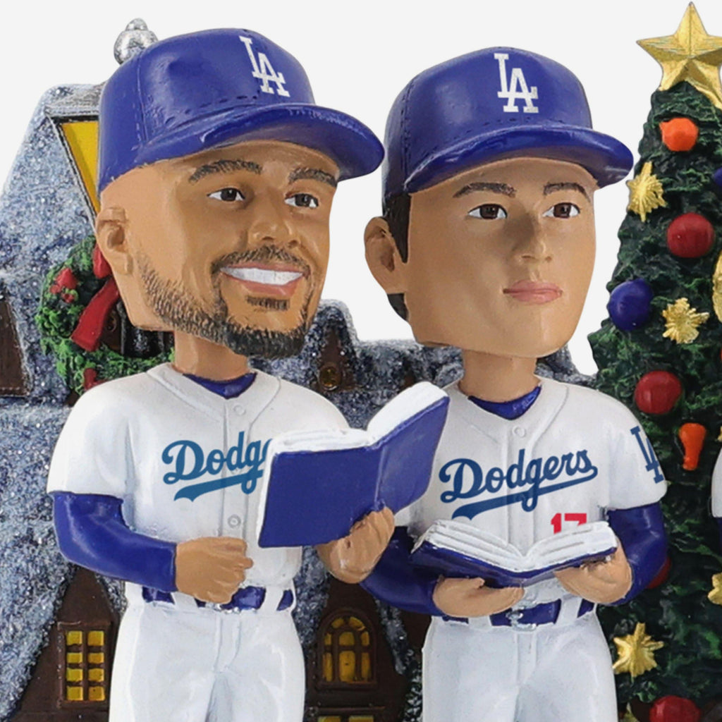 FOCO Los Angeles Dodgers Christmas Carol Mini Wackelfiguren-Szene 3