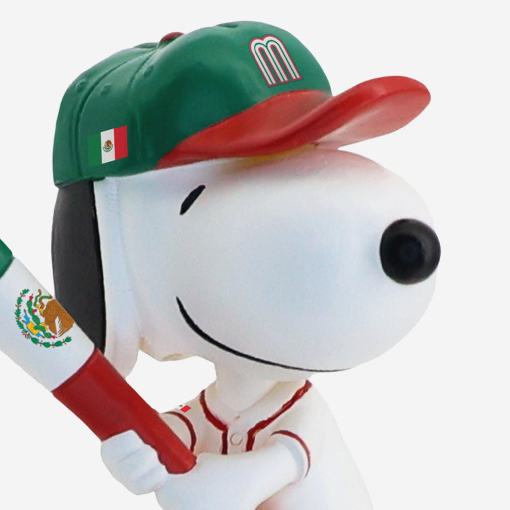 Mexico Snoopy Peanuts 2026 World Baseball Classic Bobblehead FOCO
