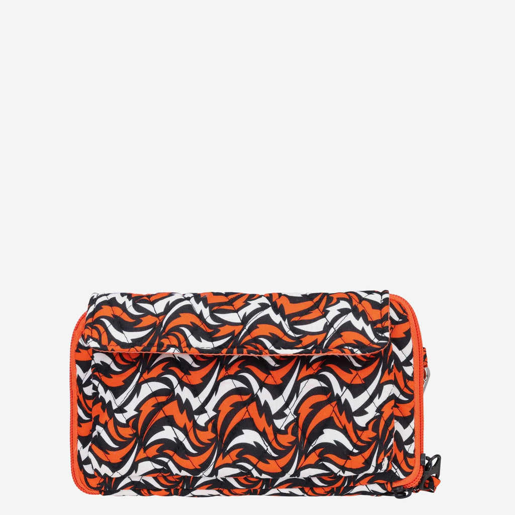 FOCO Quilted Printed Wristlet Black 4