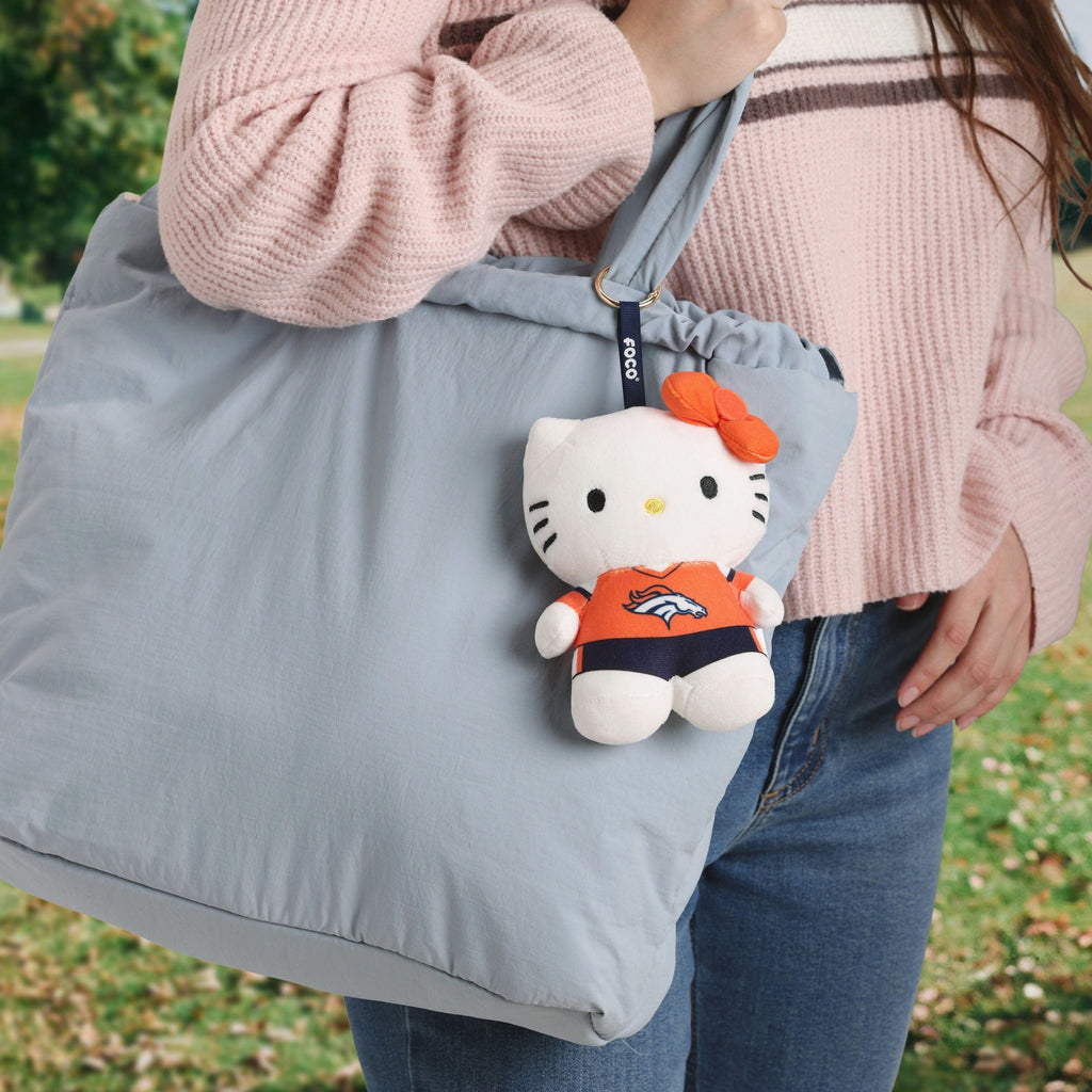 FOCO Denver Broncos Plusch Hello Kitty Anhänger 3