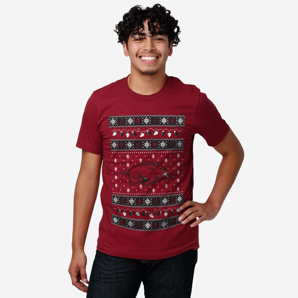 FOCO Arkansas Razorbacks Holiday Lights Sweater T-Shirt - S - Herren 3