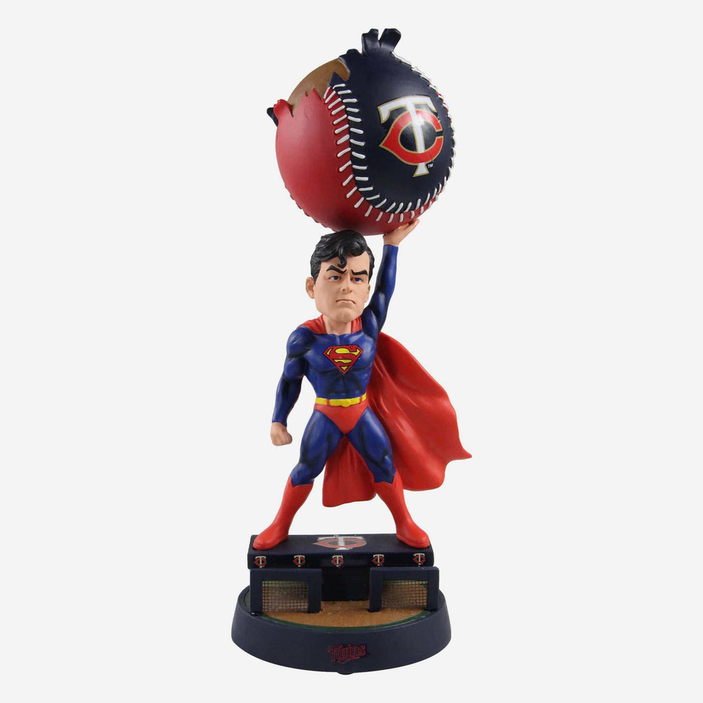 FOCO Minnesota Twins DC Superman Nodder 2
