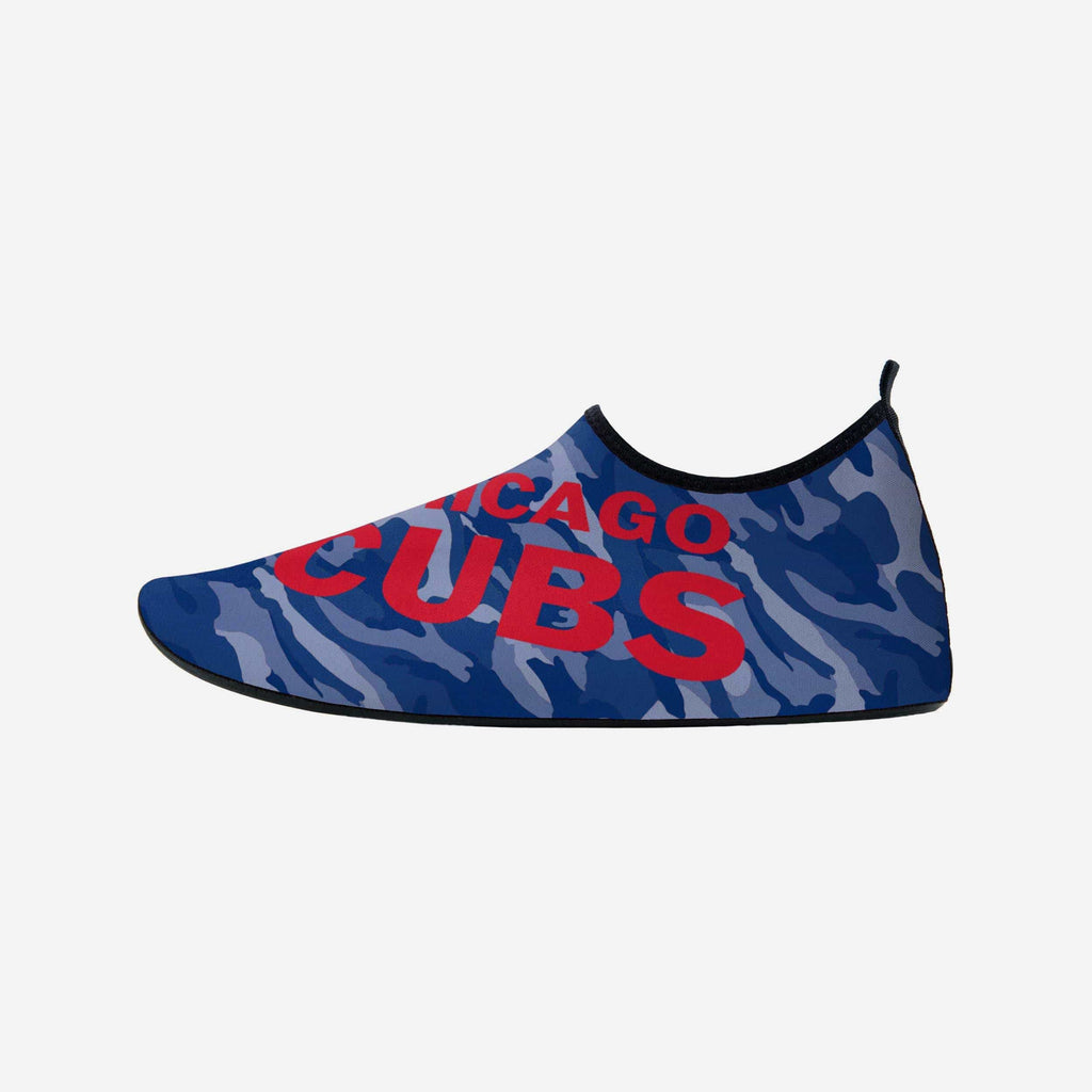 FOCO Chicago Cubs Camo Water Shoe Green/L 2
