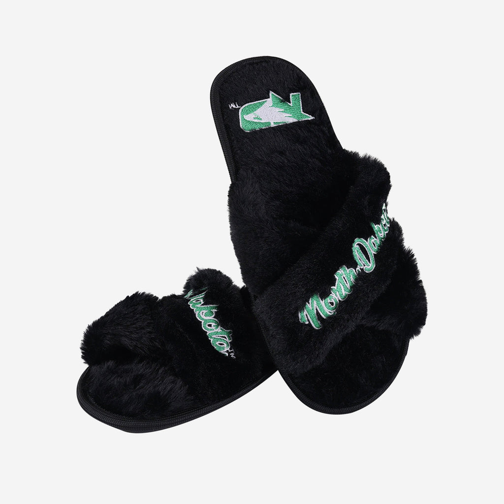 FOCO North Dakota Fighting Hawks Slide Women Green L 4
