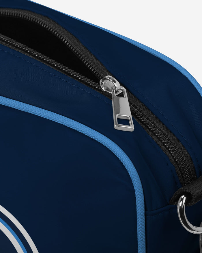 Tennessee Titans Team Logo Crossbody Bag FOCO - FOCO.com