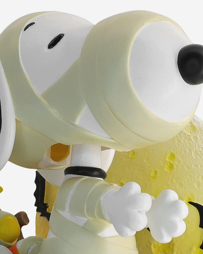 Snoopy 2025 Peanuts Halloween Bobblehead FOCO - FOCO.com