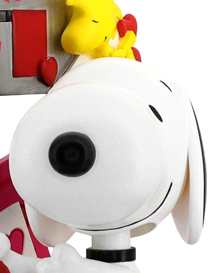 Snoopy Peanuts 2026 Valentines Day Bobblehead FOCO - FOCO.com
