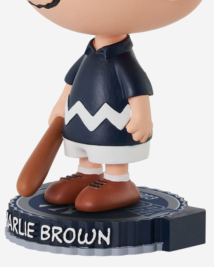 New York Yankees Charlie Brown Peanuts Bighead Bobblehead FOCO - FOCO.com