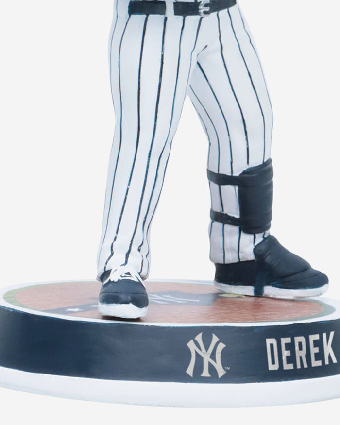 Derek Jeter New York Yankees Field Stripe Bighead Bobblehead FOCO - FOCO.com