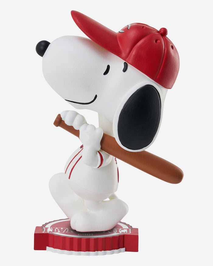 Cincinnati Reds Snoopy Peanuts Bighead Bobblehead FOCO - FOCO.com
