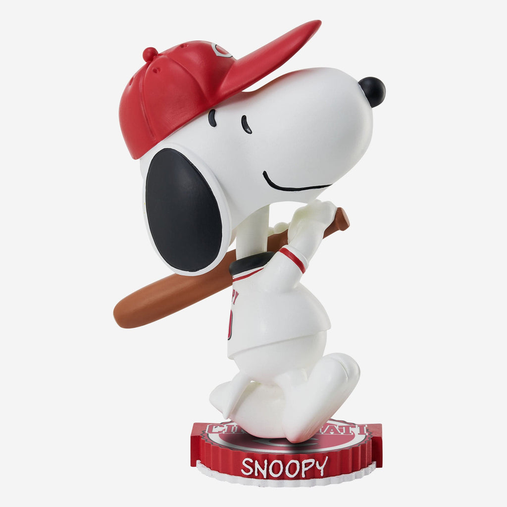 Cincinnati Reds Snoopy Peanuts Bighead Bobblehead FOCO - FOCO.com