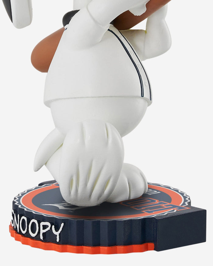 Detroit Tigers Snoopy Peanuts Bighead Bobblehead FOCO - FOCO.com