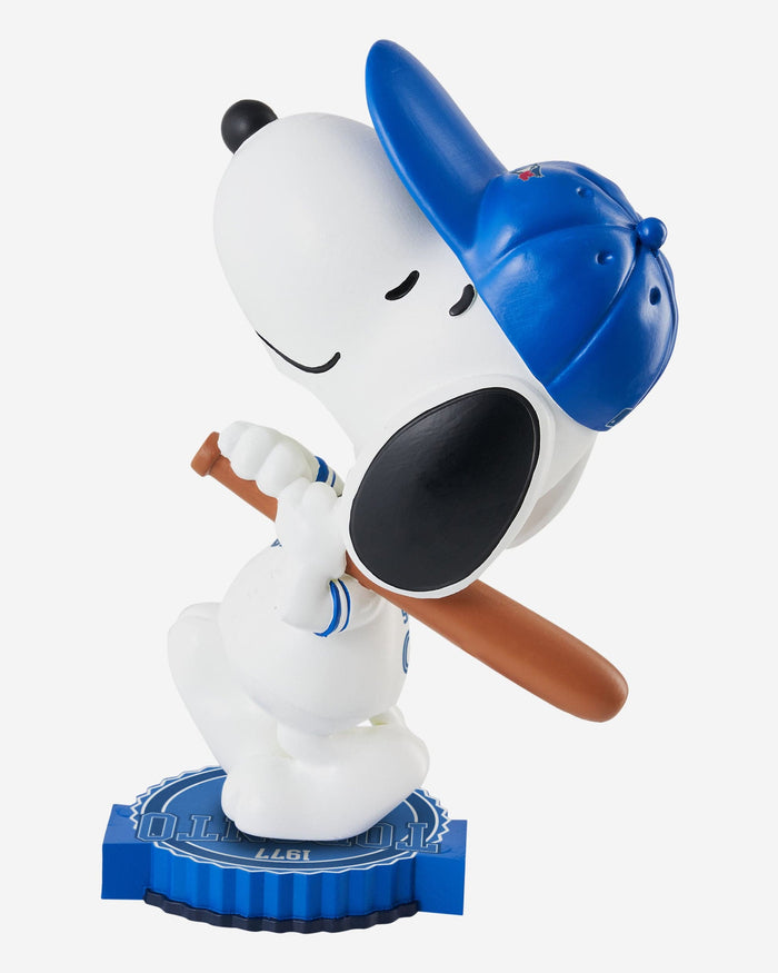 Toronto Blue Jays Snoopy Peanuts Bighead Bobblehead FOCO - FOCO.com