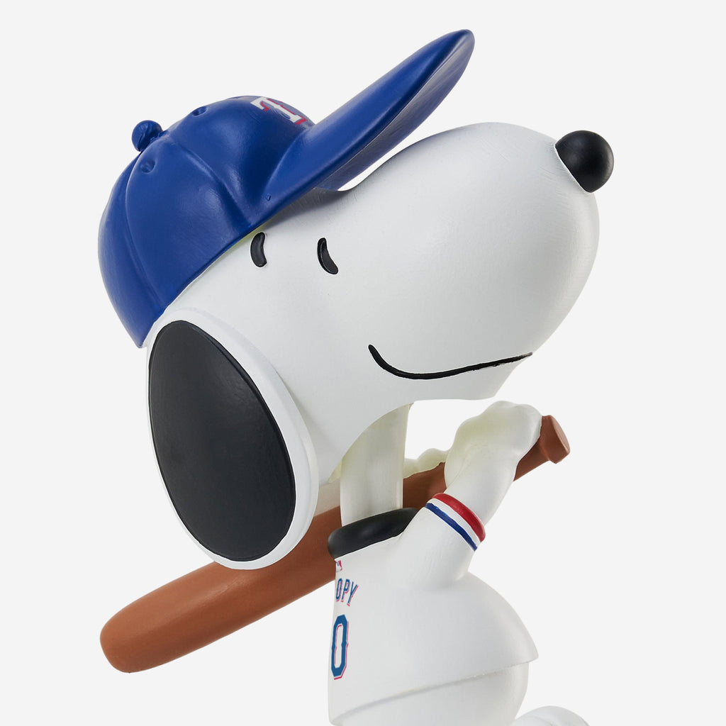 Texas Rangers Snoopy Peanuts Bighead Bobblehead FOCO