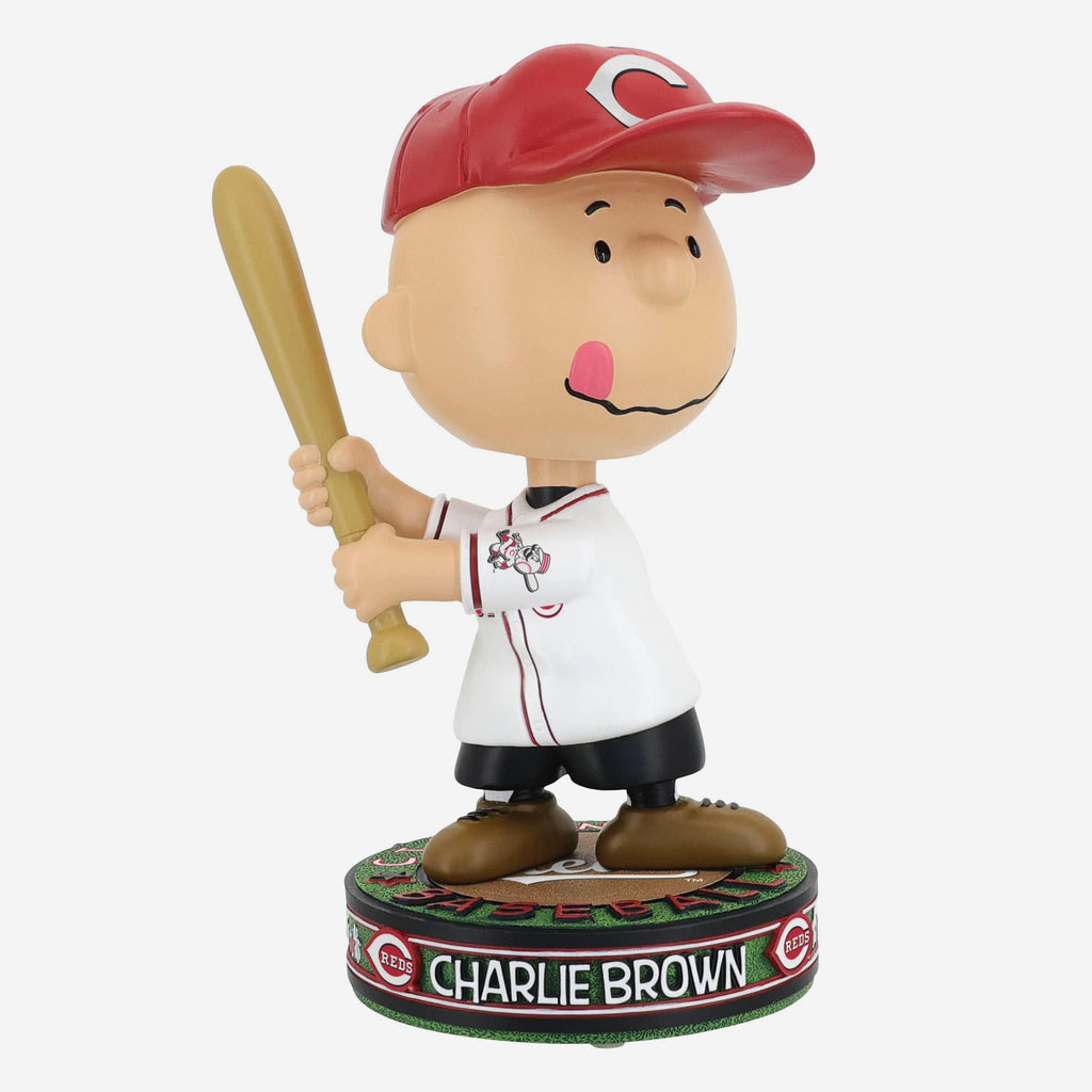 Cincinnati Reds Charlie Brown Peanuts Batting Bighead Bobblehead FOCO - FOCO.com