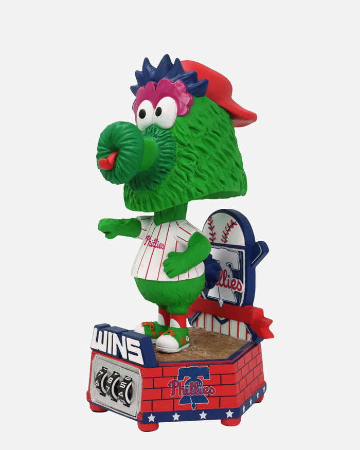 Phillie Phanatic Philadelphia Phillies Win Counter Medium Bighead Bobblehead FOCO - FOCO.com