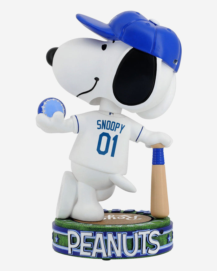 Kansas City Royals Snoopy Peanuts Batter Up Bighead Bobblehead FOCO - FOCO.com