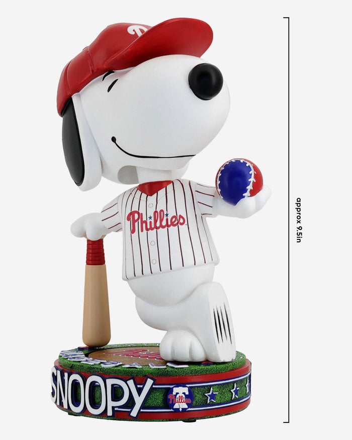 Philadelphia Phillies Snoopy Peanuts Batter Up Bighead Bobblehead FOCO - FOCO.com