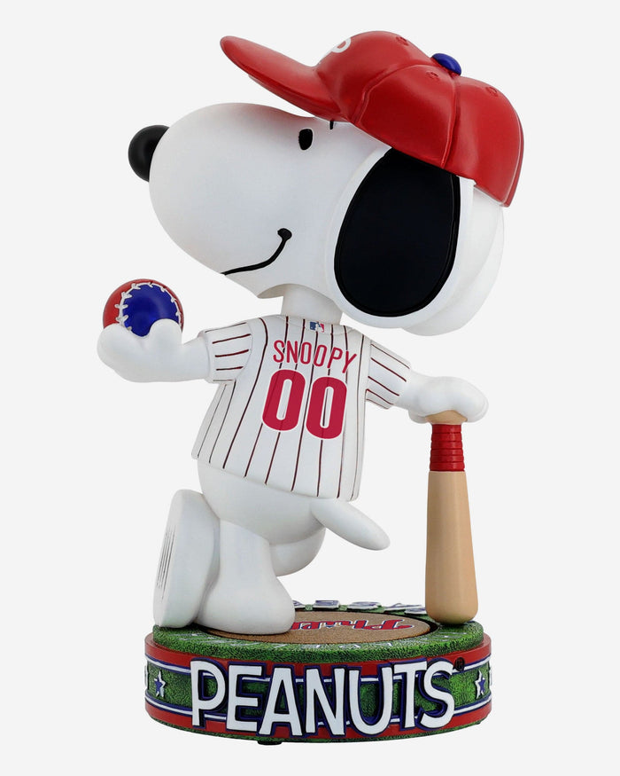 Philadelphia Phillies Snoopy Peanuts Batter Up Bighead Bobblehead FOCO - FOCO.com