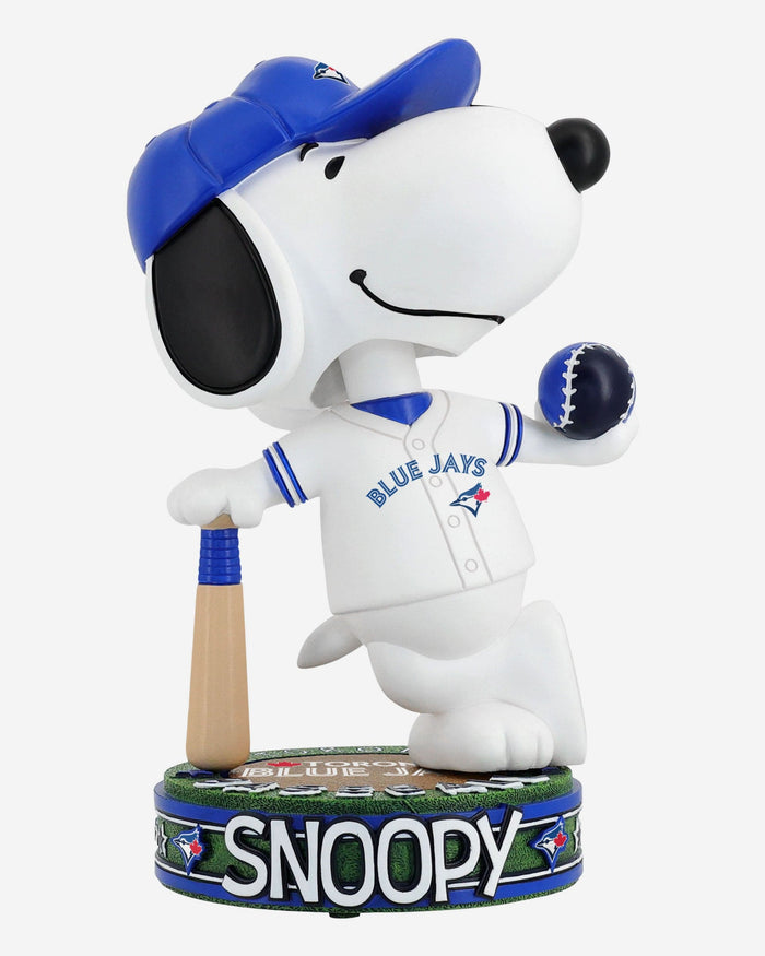 Toronto Blue Jays Snoopy Peanuts Batter Up Bighead Bobblehead FOCO - FOCO.com