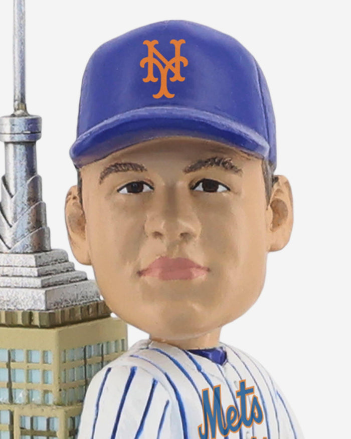 Tom Seaver New York Mets Empire State Building Light Up Bobblehead FOCO - FOCO.com
