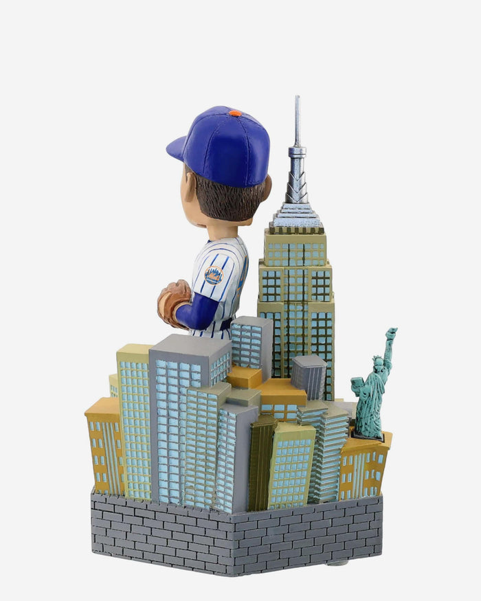Tom Seaver New York Mets Empire State Building Light Up Bobblehead FOCO - FOCO.com