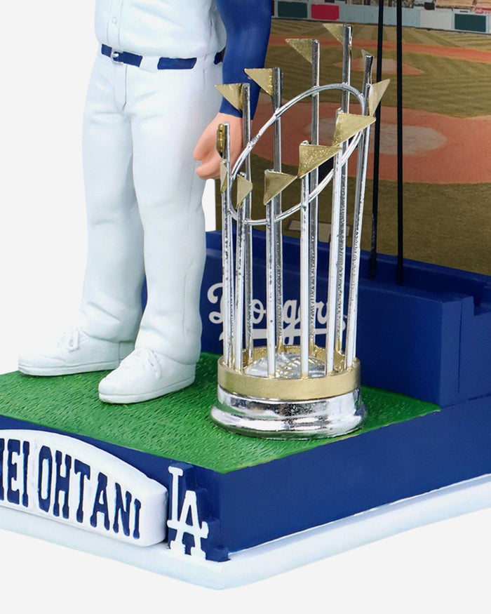 Shohei Ohtani Los Angeles Dodgers 2024 Banner Raising Bobblehead FOCO - FOCO.com