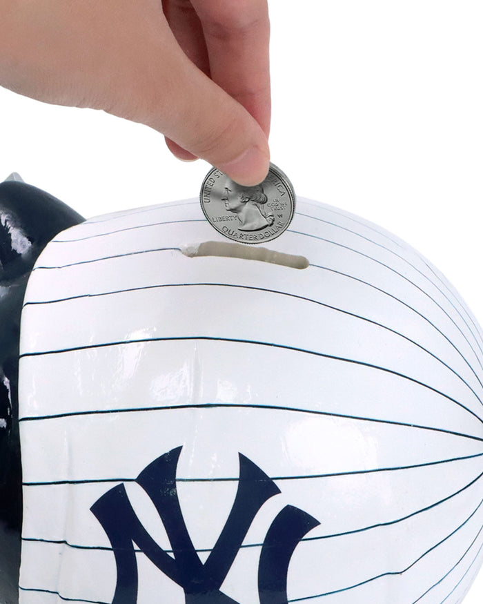 New York Yankees Thematic Piggy Bank Bobbletail FOCO - FOCO.com