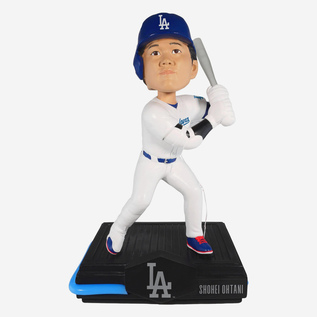 Shohei Ohtani Los Angeles Dodgers 2026 Light Up Bat Bobblehead FOCO - FOCO.com