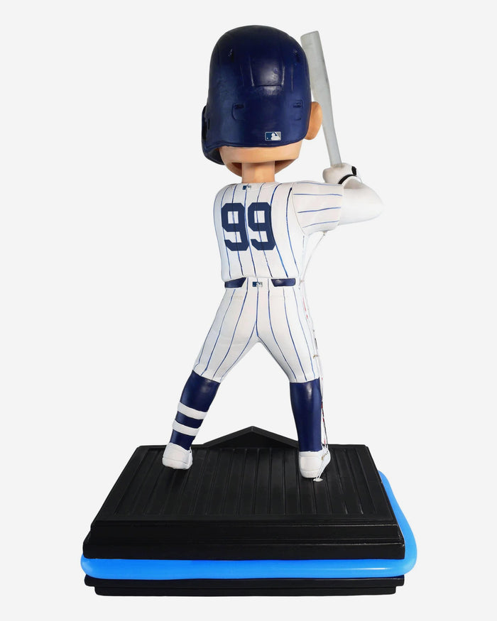Aaron Judge New York Yankees 2026 Light Up Bat Bobblehead FOCO - FOCO.com