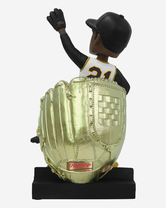 Roberto Clemente Pittsburgh Pirates 1962 Gold Glove Bobblehead FOCO - FOCO.com