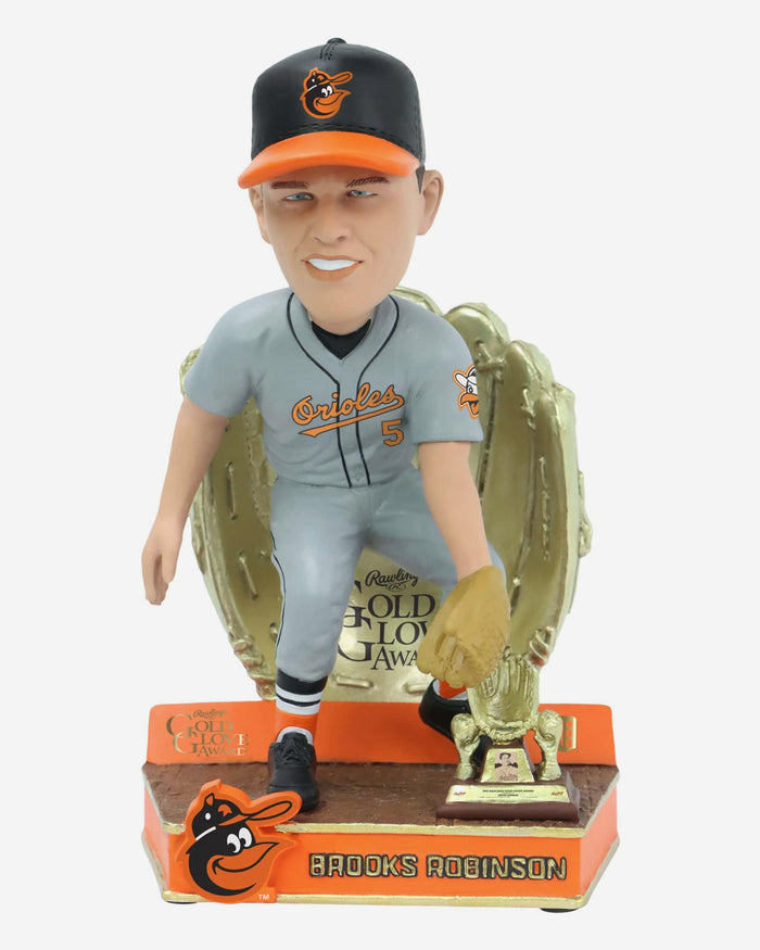 Brooks Robinson Baltimore Orioles 1970 Gold Glove Bobblehead FOCO - FOCO.com