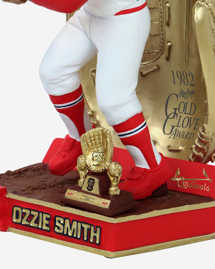 Ozzie Smith St Louis Cardinals 1982 Gold Glove Bobblehead FOCO - FOCO.com