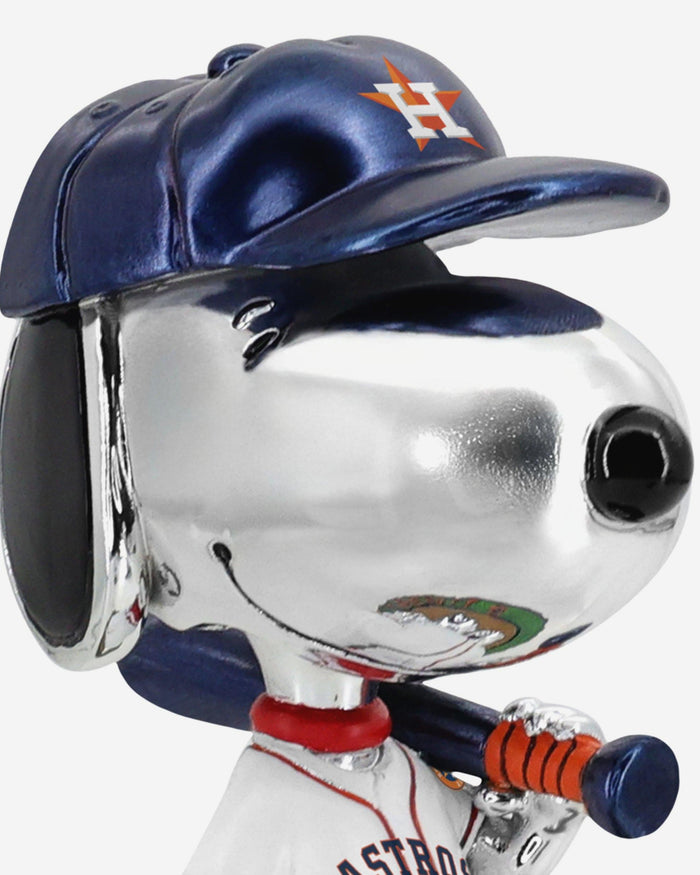 Houston Astros Snoopy Peanuts Electroplated Bighead Bobblehead FOCO - FOCO.com