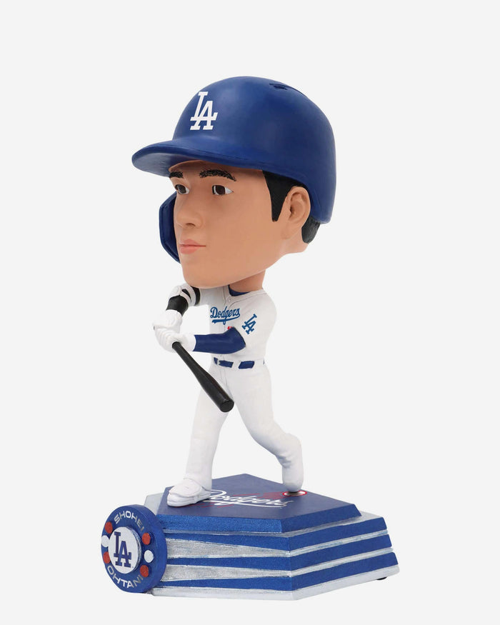 Shohei Ohtani Los Angeles Dodgers Medium Bighead Bobblehead FOCO - FOCO.com