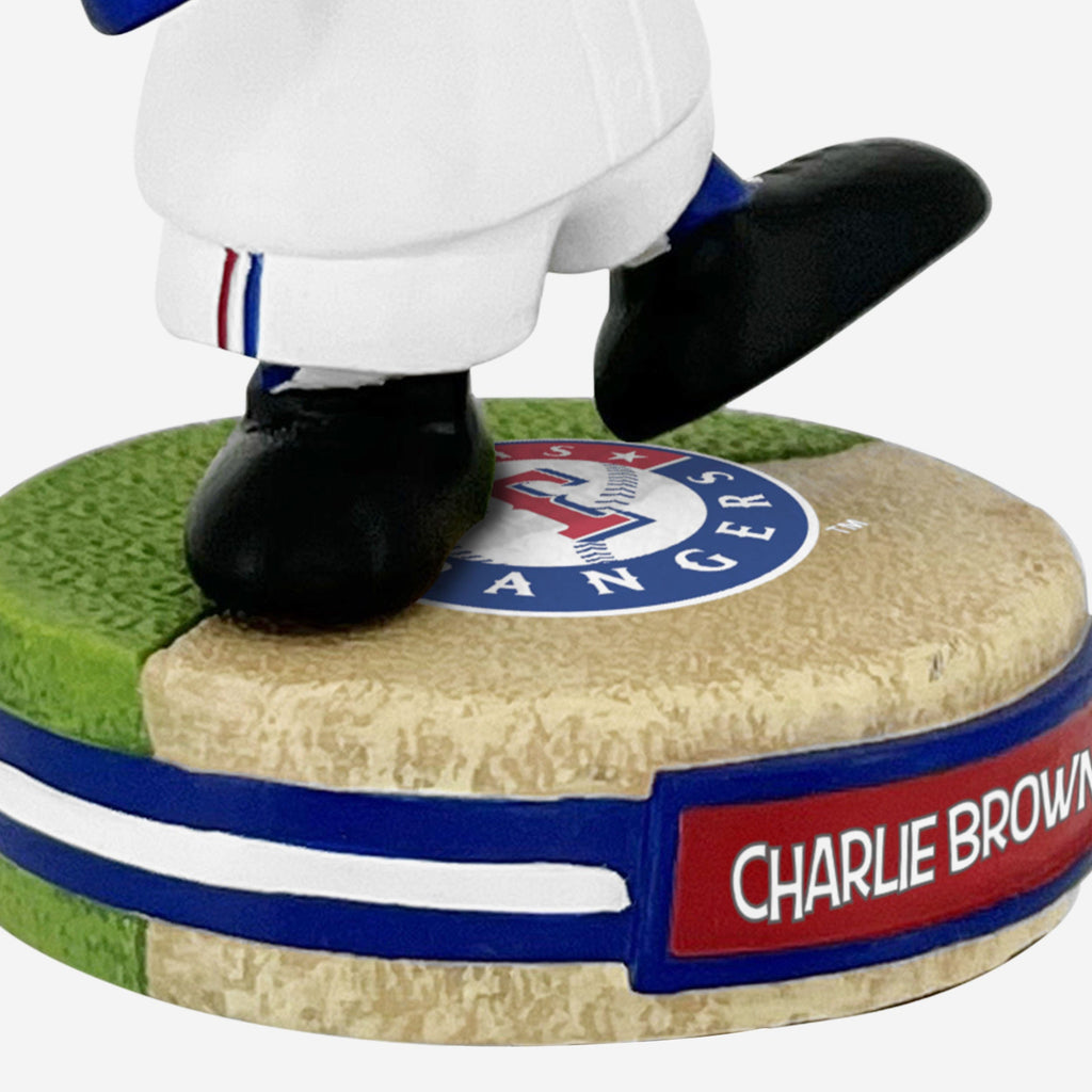 Texas Rangers Charlie Brown Peanuts Mini Bighead Bobblehead FOCO
