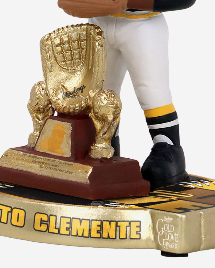 Roberto Clemente Pittsburgh Pirates 1972 Gold Glove Mini Bighead Bobblehead FOCO - FOCO.com