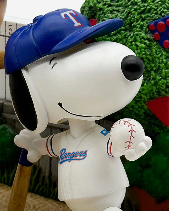 Texas Rangers Charlie Brown & Snoopy Peanuts 2023 World Series Champio FOCO
