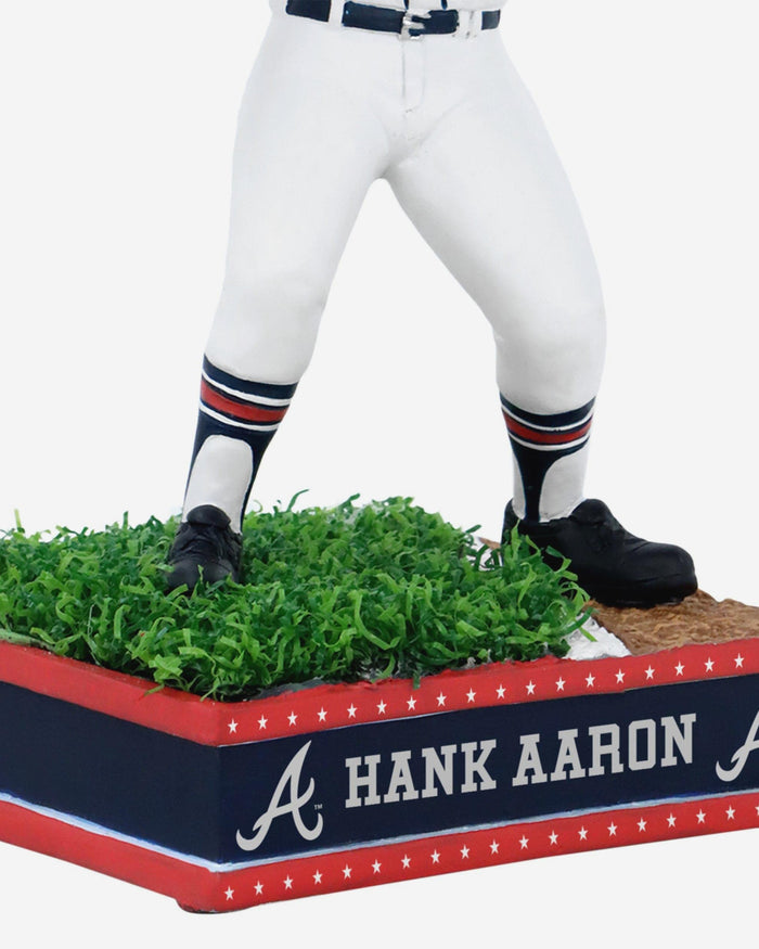 Hank Aaron Atlanta Braves Field Star Bobblehead FOCO - FOCO.com