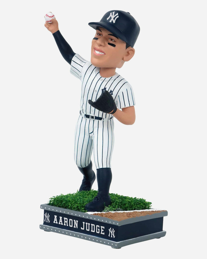Aaron Judge New York Yankees Field Star Bobblehead FOCO - FOCO.com