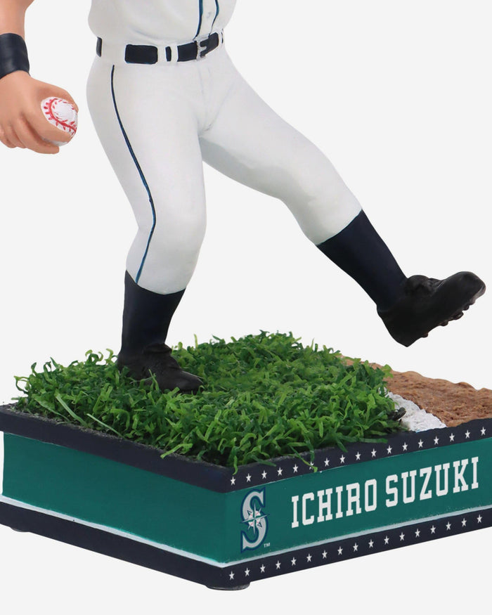 Ichiro Suzuki Seattle Mariners Field Star Bobblehead FOCO - FOCO.com