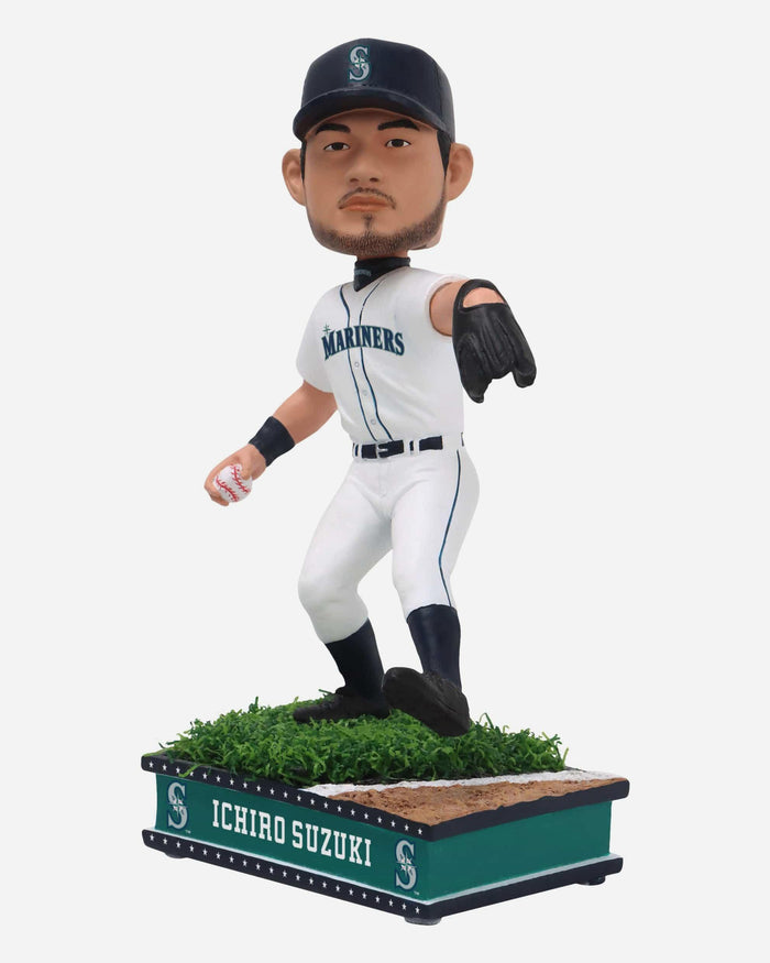 Ichiro Suzuki Seattle Mariners Field Star Bobblehead FOCO - FOCO.com