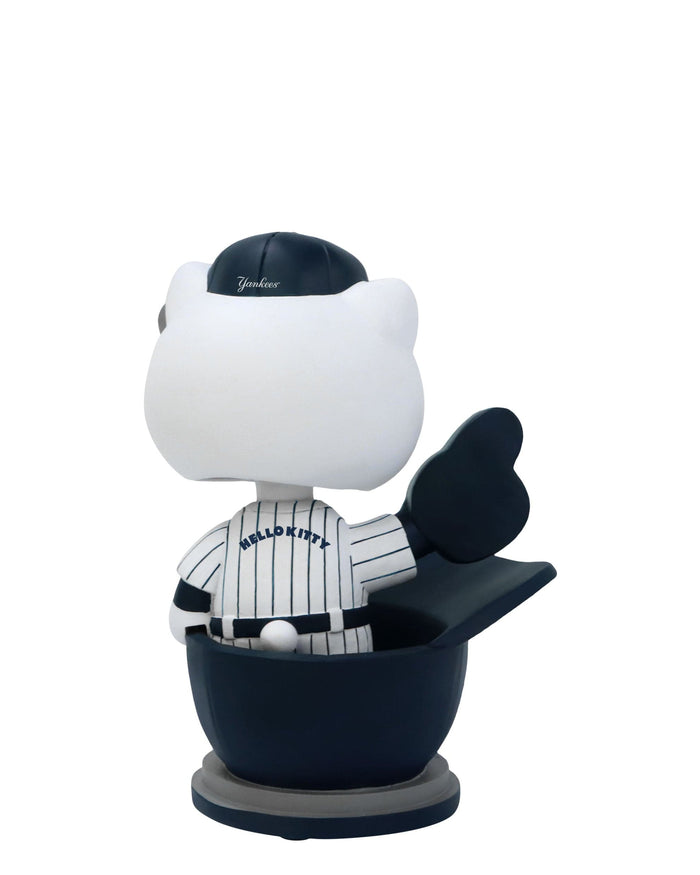 Hello Kitty® New York Yankees Baseball Helmet Bobblehead FOCO - FOCO.com