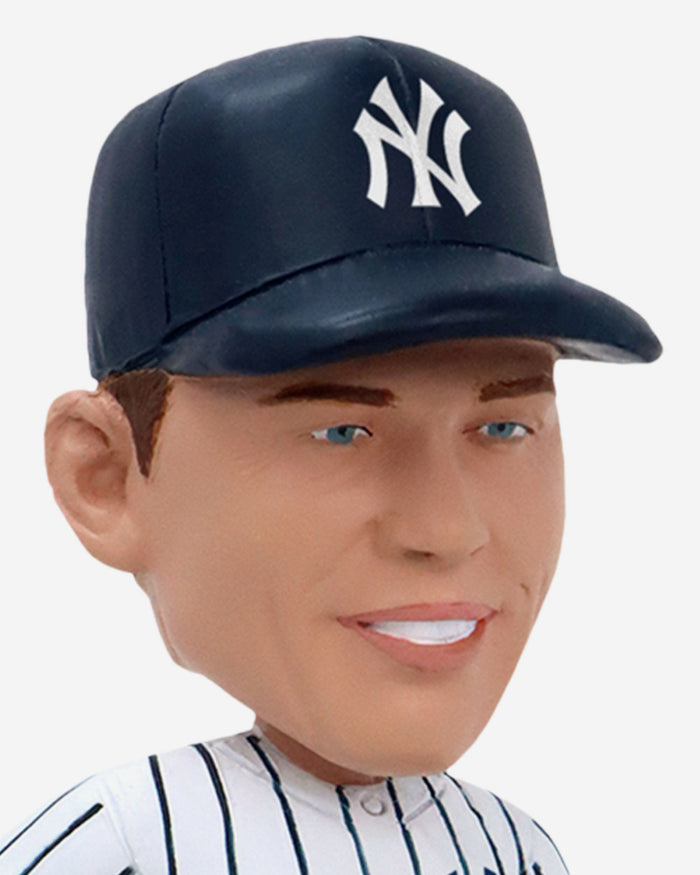Mickey Mantle New York Yankees Home Run Spinner Mini Bobblehead Scene FOCO - FOCO.com