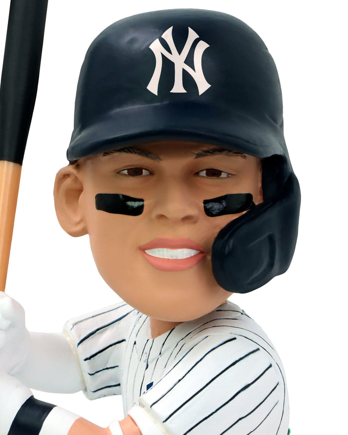 Aaron Judge New York Yankees Legendary Number 99 Bobblehead FOCO - FOCO.com
