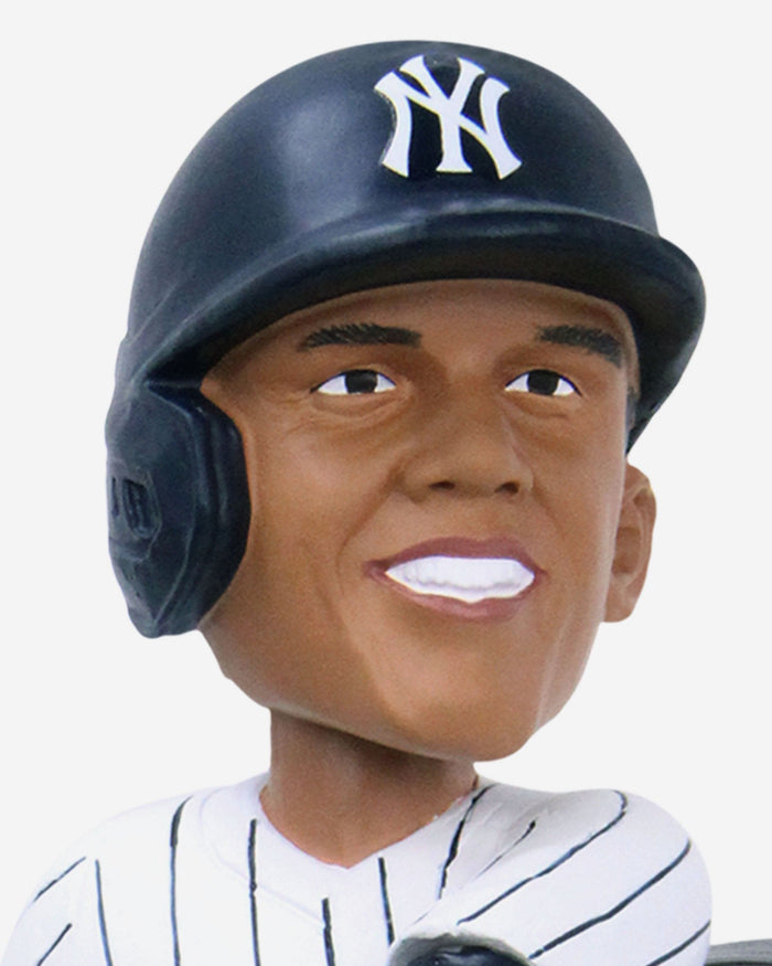 Juan Soto New York Yankees 2024 Silver Slugger Bobblehead FOCO - FOCO.com