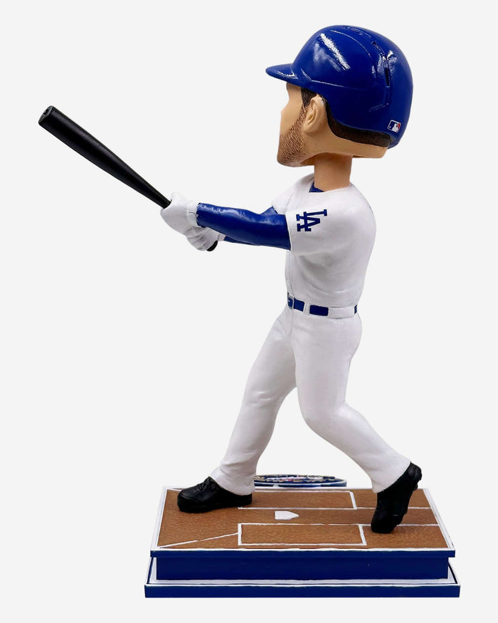 Freddie Freeman Los Angeles Dodgers 2000 Hit Bobblehead FOCO - FOCO.com